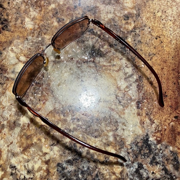 Vintage Sunglasses - Picture 4 of 5